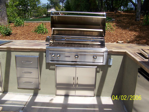 12" Cutsom Tile Outdoor Kitchen Sacramento