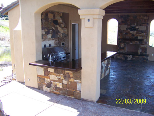 Outdoor Kitchen Sacramento, CA Custom Flagstone Outdoor Kitchen Sacramento