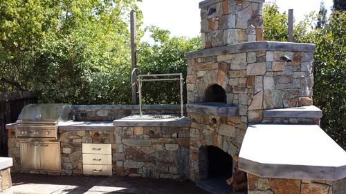 Outdoor Pizza Oven BBQ Island 